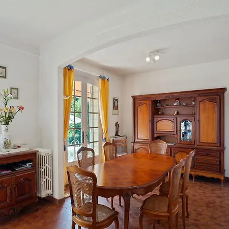 Superb With Private Garden In Velines, Cleaning Included Villa *